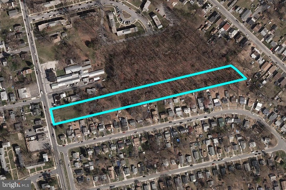 407 S Marlyn Ave, Essex, MD 21221 - photo 1