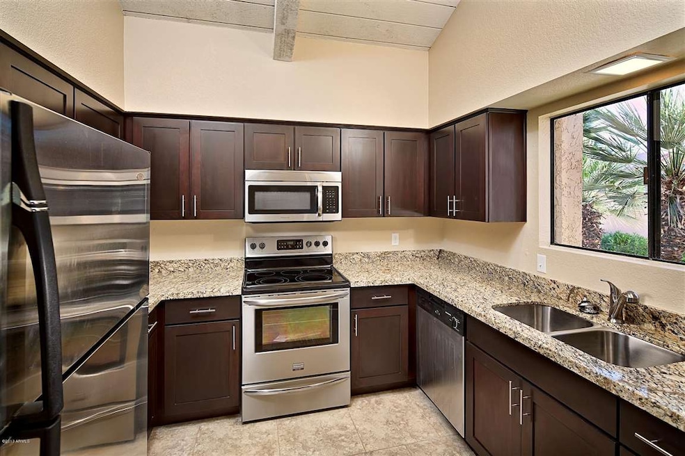6455North77thWay 003