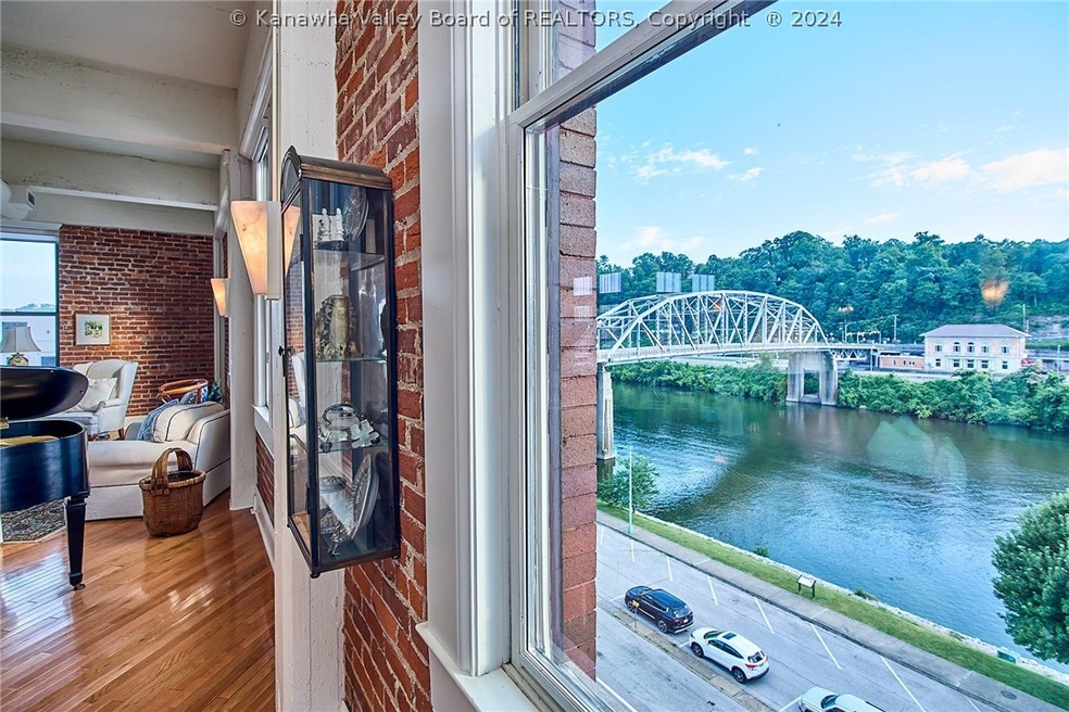 Luxury Living + City Views