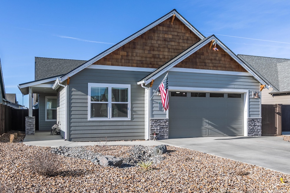 4269 SW 42nd St, Redmond, OR 97756 - photo 1