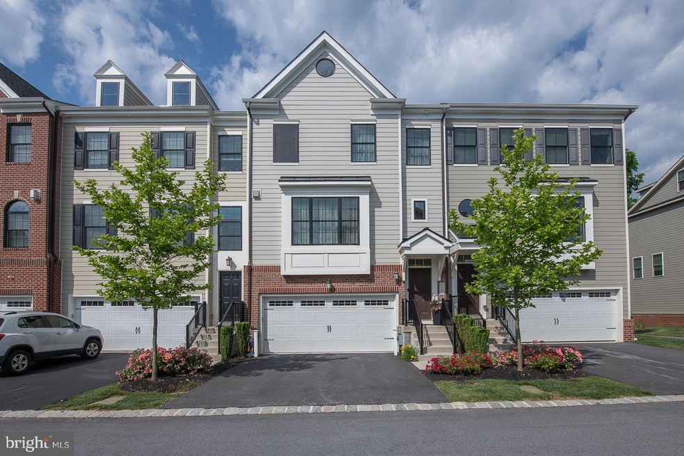 16 Parkview Cir, Wayne, PA 19087 - photo 1