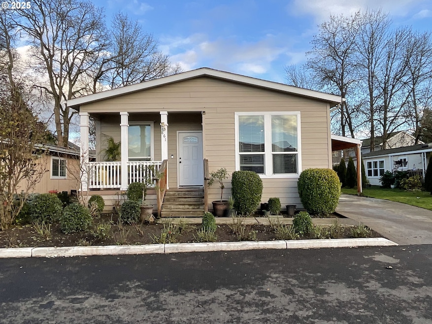 861 Liberty Bell Dr, Beaverton, OR 97006 - photo 1