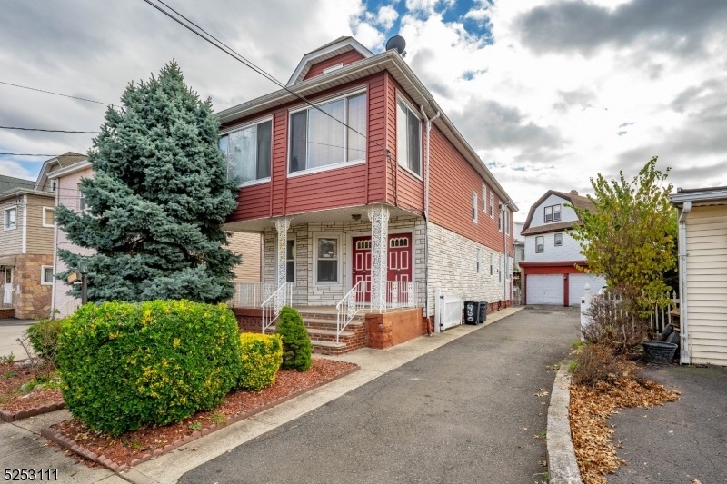 450 W Grand St, Elizabeth, NJ 07202 - photo 1