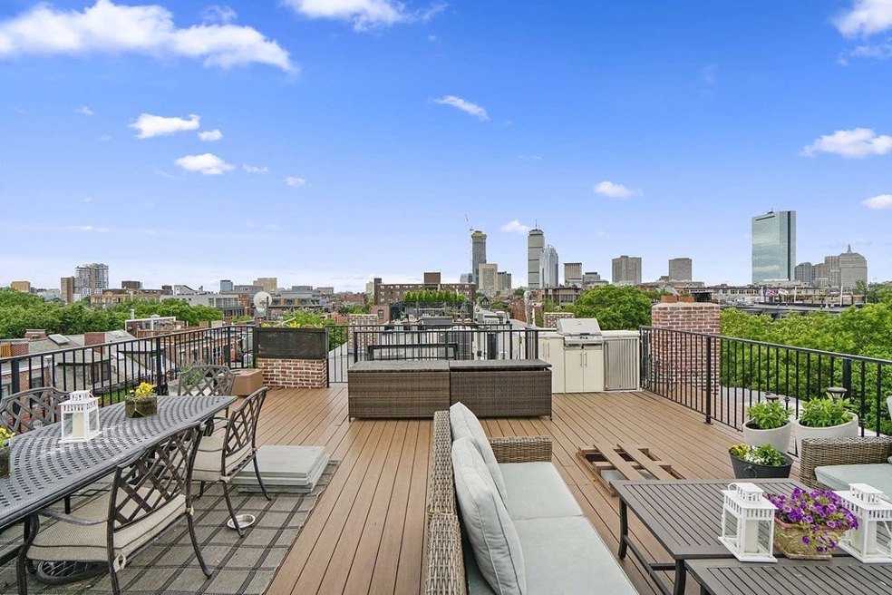 27 Worcester Square unit 6, Boston, MA 02118 - photo 1