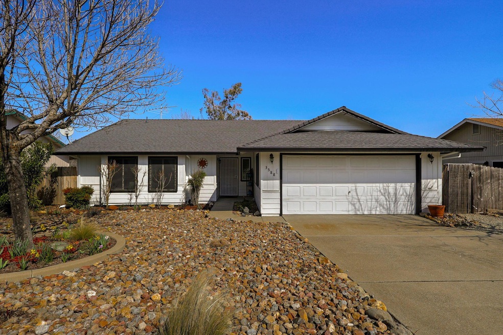 3-web-or-mls-CAMA0546