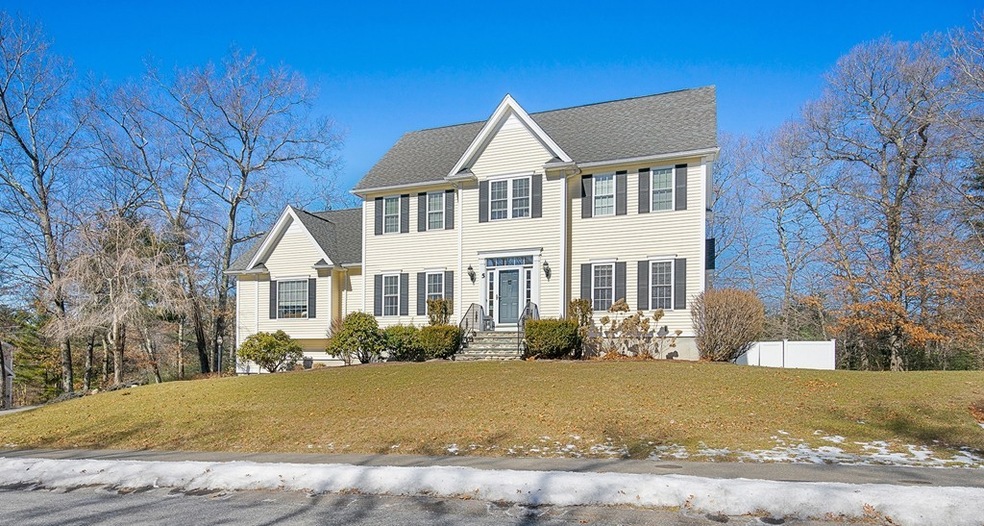5 Tulip Way, Medway, MA 02053 - photo 1