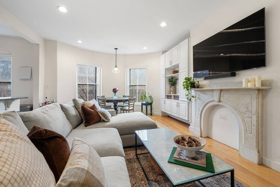 37 Upton St unit 4, Boston, MA 02118 - photo 1