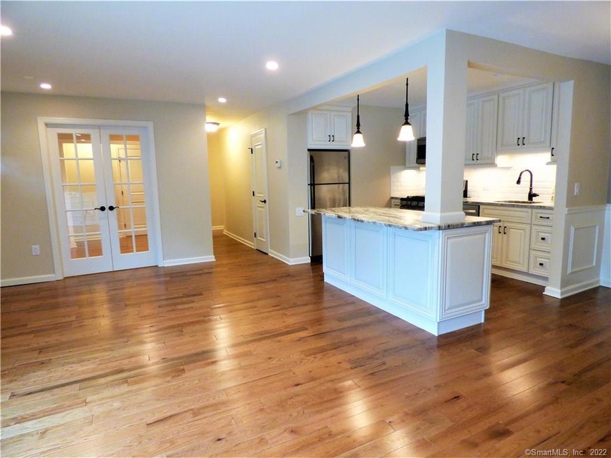 9 Outpost Ln unit 9, Ridgefield, CT 06877 - photo 1