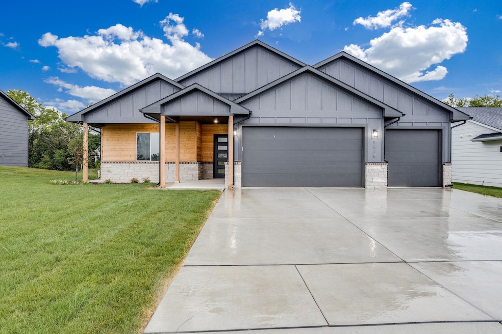 9018 E 33rd St S, Wichita, KS 67210 - photo 1