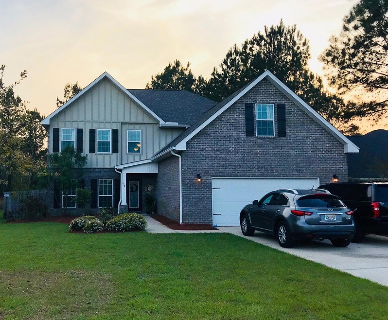 Beautiful brick home in Hammock Bay