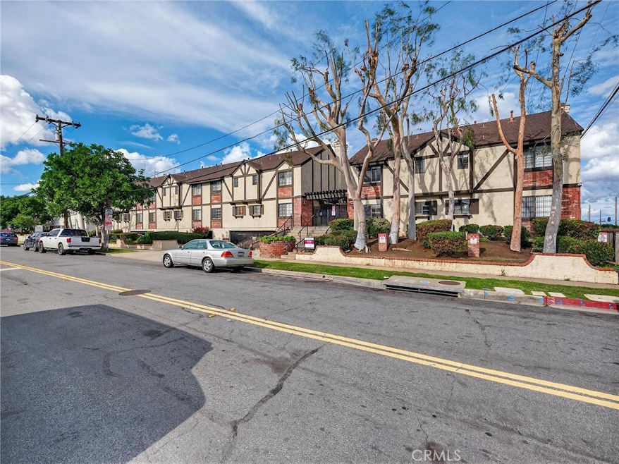 1419 W 179th St unit 9, Gardena, CA 90248 - photo 1