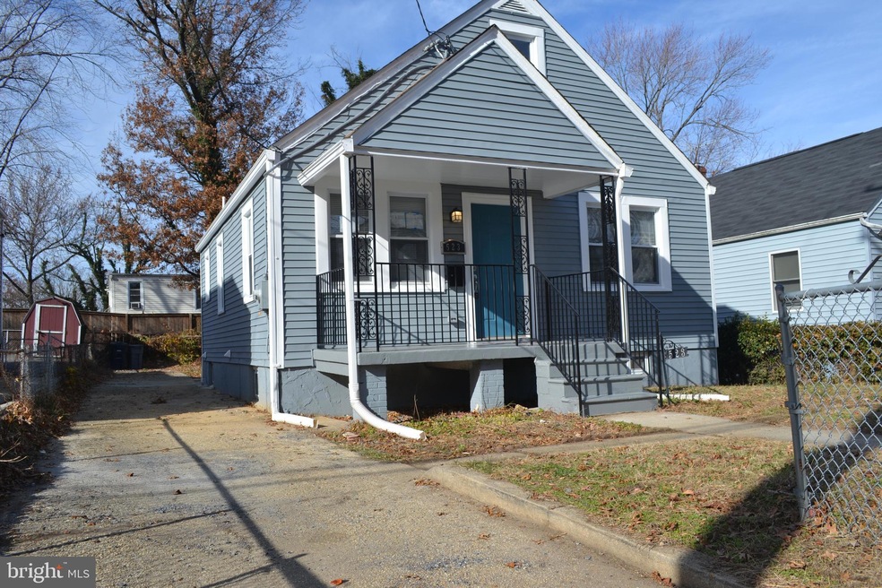 523 Capitol Heights Blvd, Capitol Heights, MD 20743 - photo 1