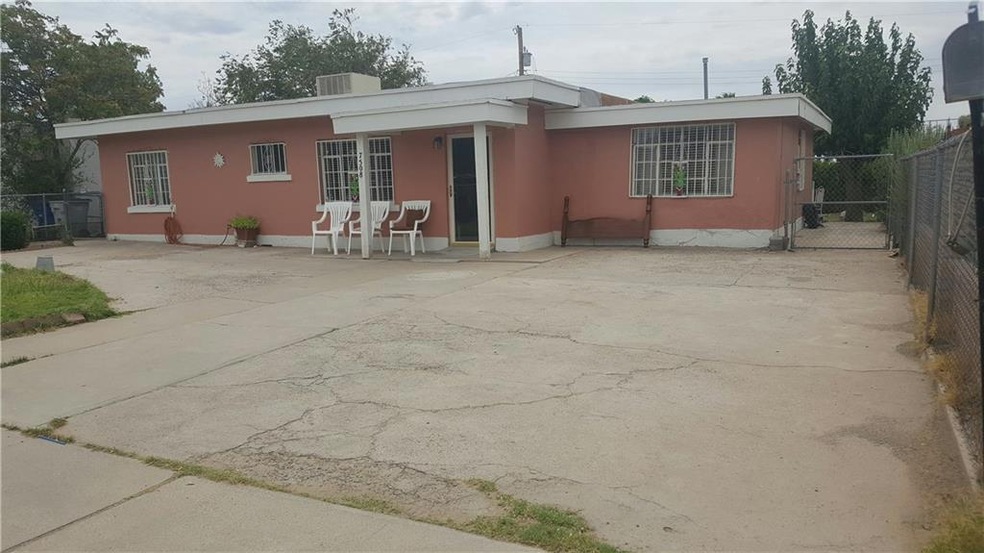 7508 Taxco Dr, El Paso, TX 79915 - photo 1