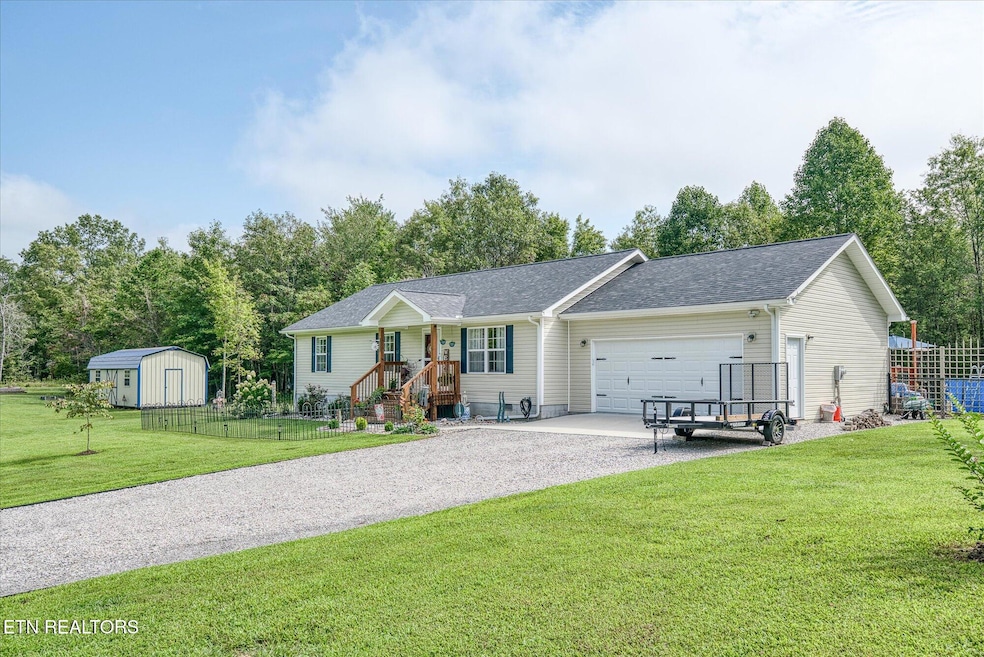 838 Dulog Trail, Jamestown, TN 38556 - photo 1