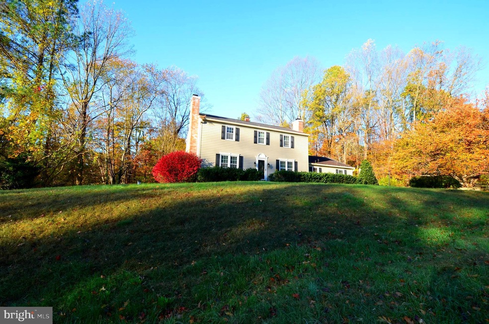 1501 Kingsway Dr, Gambrills, MD 21054 - photo 1