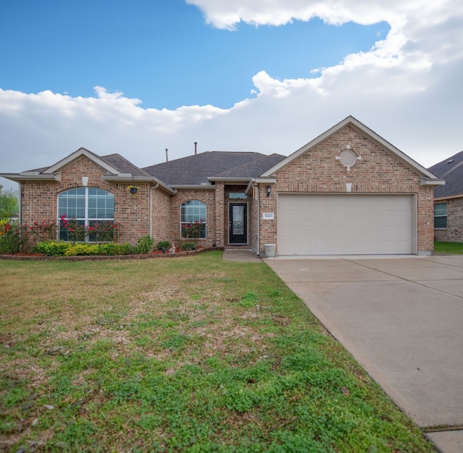 3240 El Camino St, Bay City, TX 77414 - photo 1