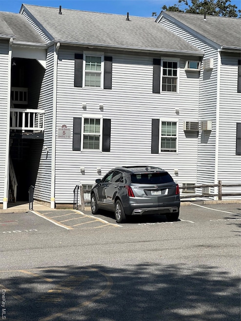 5 Lexington Hill unit 11, Harriman, NY 10926 - photo 1