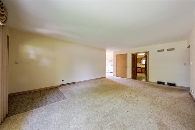 908 S Bryan St, Elmhurst, IL 60126 - photo 1