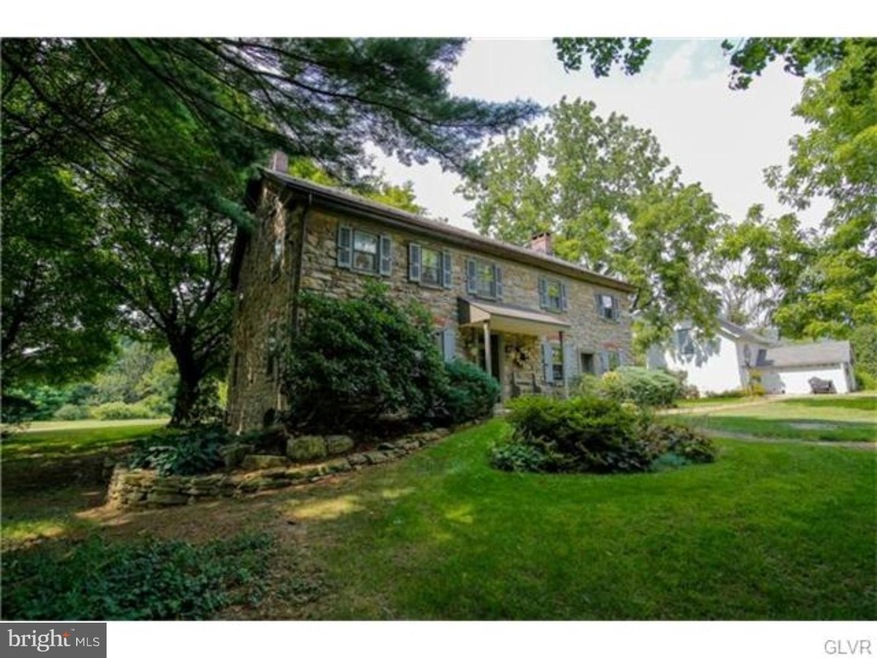 4671 Limeport Pike, Coopersburg, PA 18036 - photo 1