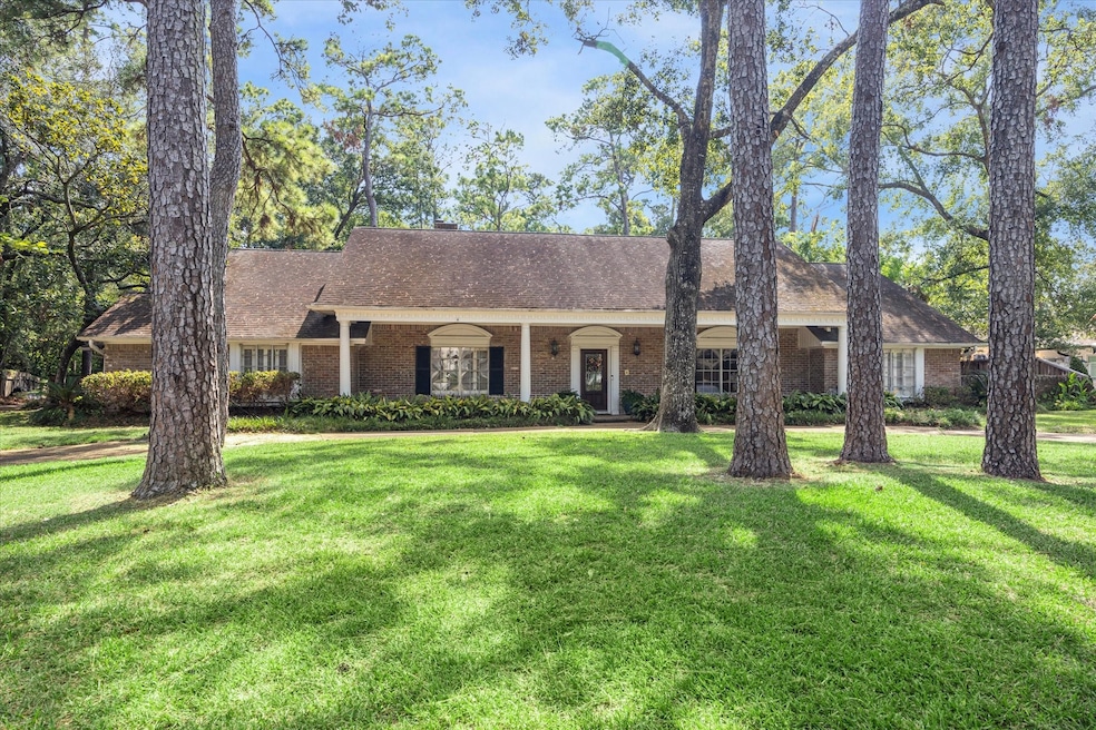 11115 Wickdale Dr, Houston, TX 77024 - photo 1