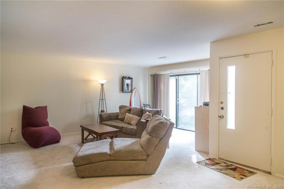 12 Elderberry Ln unit 12, Ridgefield, CT 06877 - photo 1