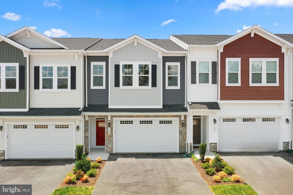 152 Leather Flower Dr, Lake Frederick, VA 22630 - photo 1