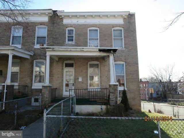 1701 E 29th St, Baltimore, MD 21218 - photo 1