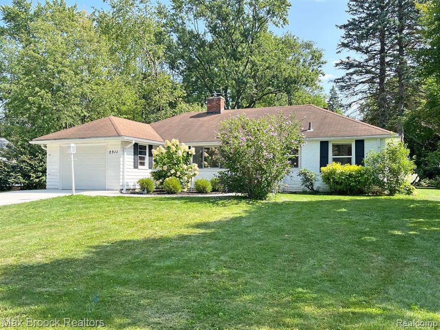 Great curb appeal!