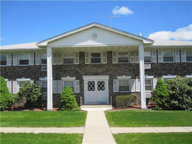 8 Normandy Village unit 1, Nanuet, NY 10954 - photo 1