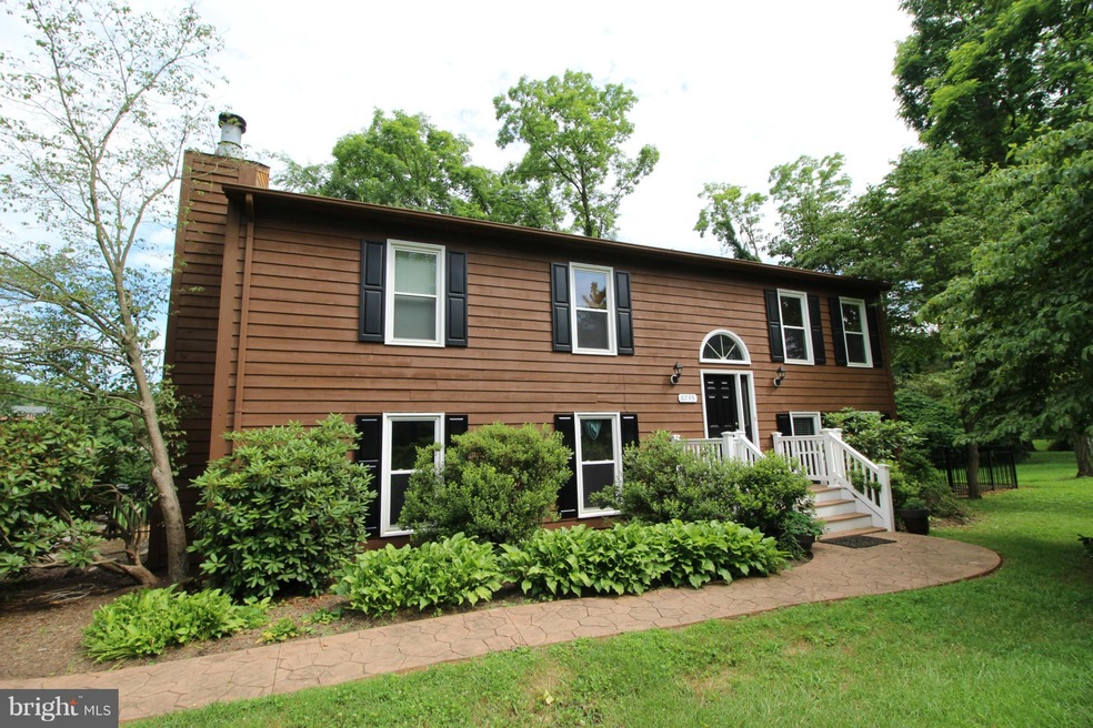 6735 Bridle Path, Warrenton, VA 20187 - photo 1