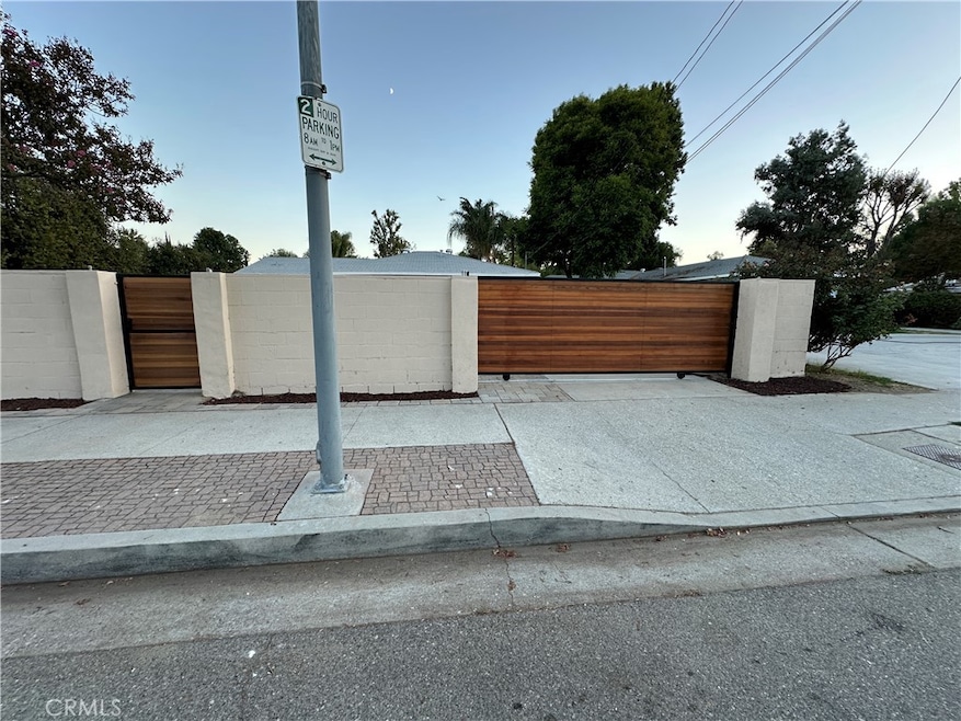 19140 Strathern St, Reseda, CA 91335 - photo 1