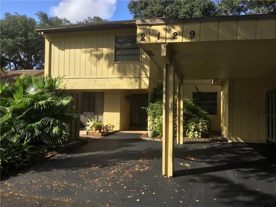 Beautiful 4/2 Townhouse on Deer Creek Public Golf