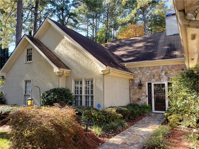 3619 Summerford Dr, Marietta, GA 30062 - photo 1