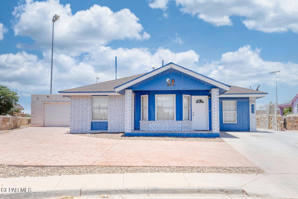 664 Orchid Dr, Horizon City, TX 79928 - photo 1