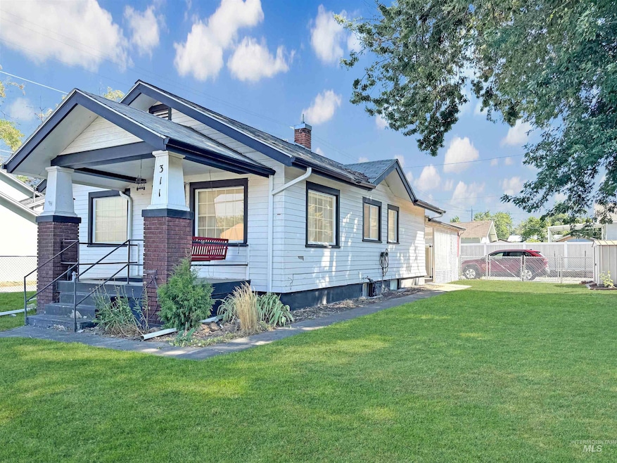 311 Elm St, Clarkston, WA 99403 - photo 1