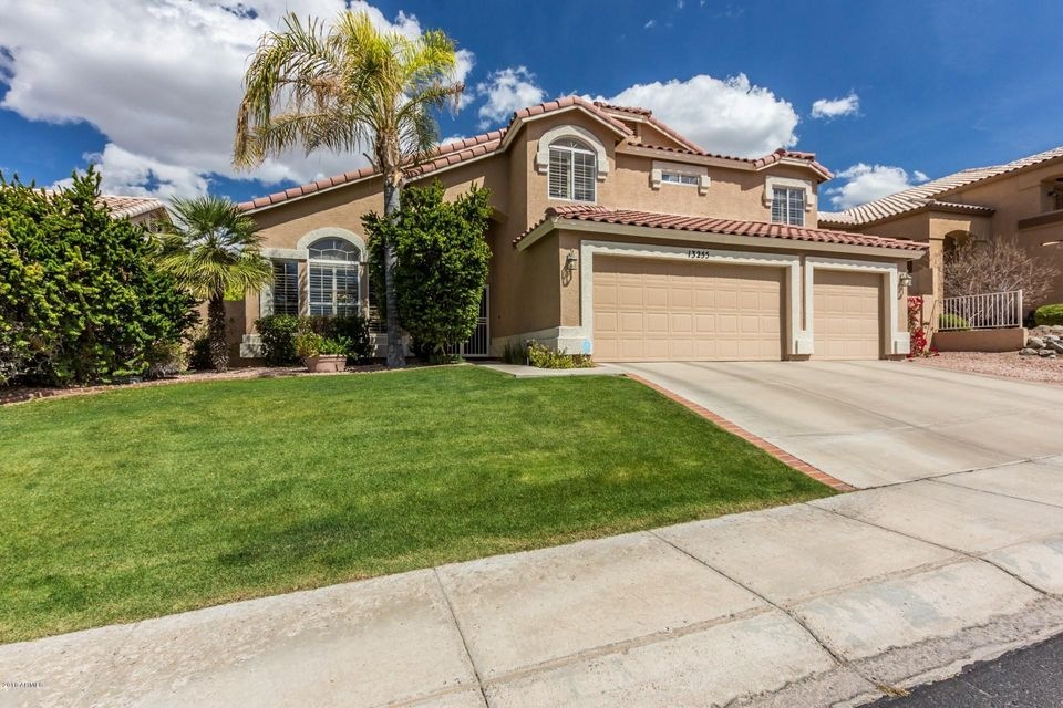 Beautiful 5 bedroom / 3 bath home