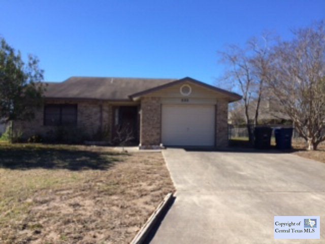 533 Denise Dr, New Braunfels, TX 78130 - photo 1