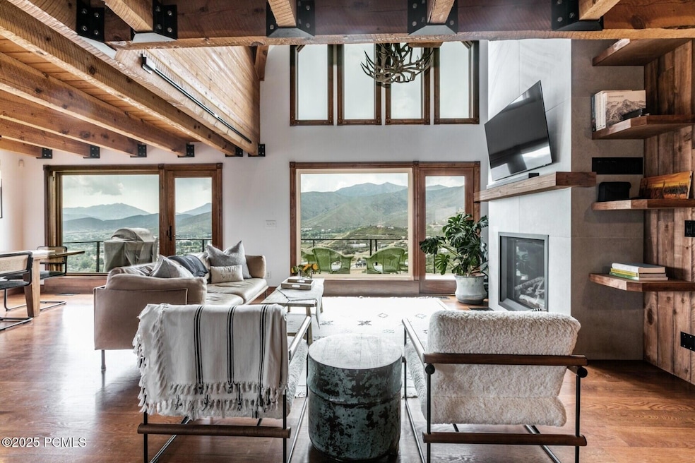 264 W Big Matterhorn Cir, Midway, UT 84049 - photo 1