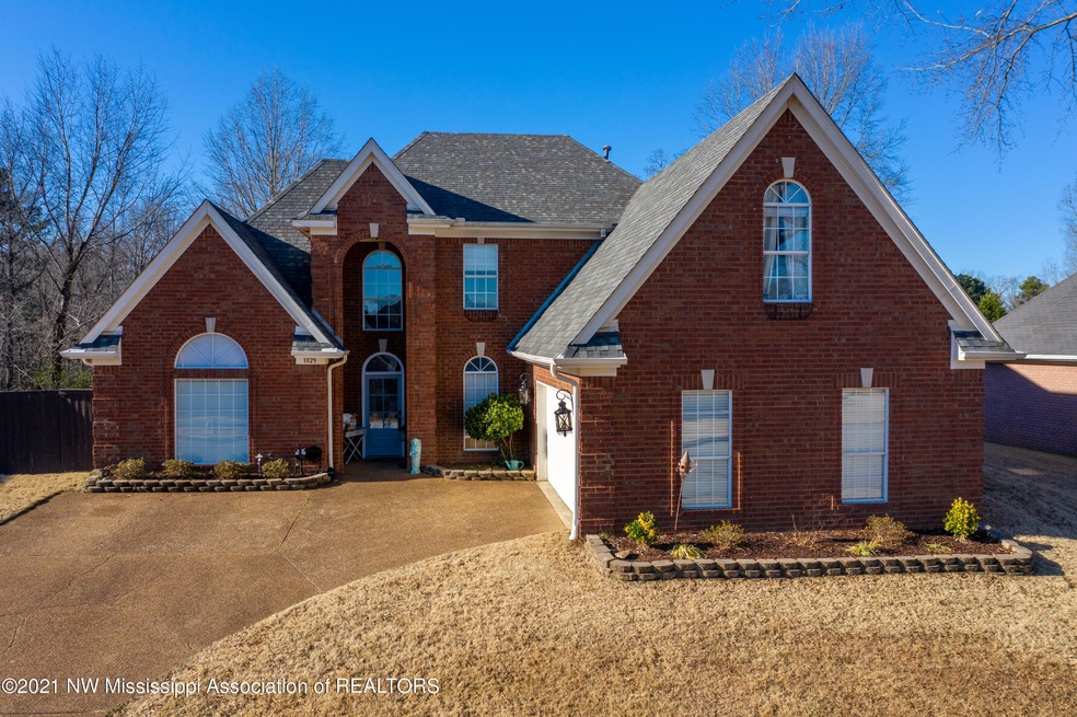 1029 Cross Winds Dr, Hernando, MS 38632 - photo 1