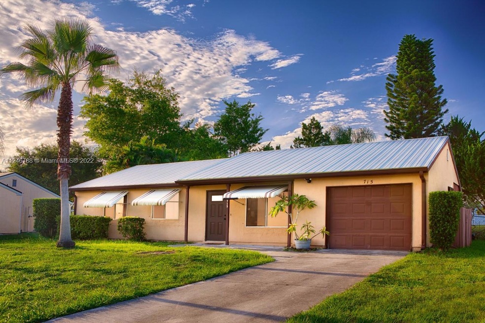 Front of property - roof, gutters 2020