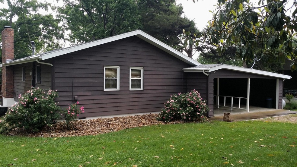 115 Magnolia Lane