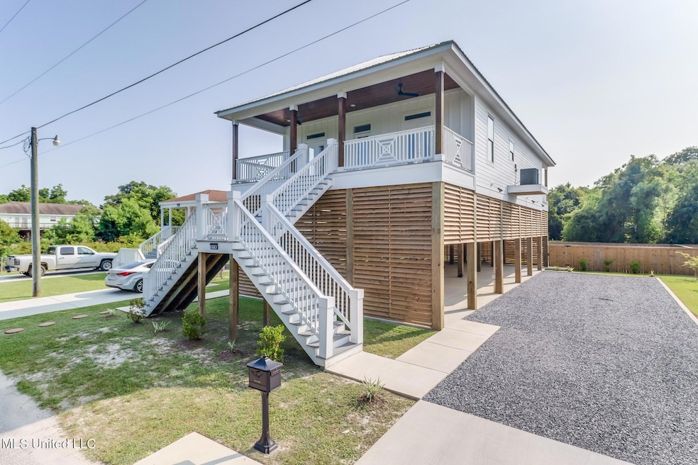 319 Hope Ln, Pass Christian, MS 39571 - photo 1