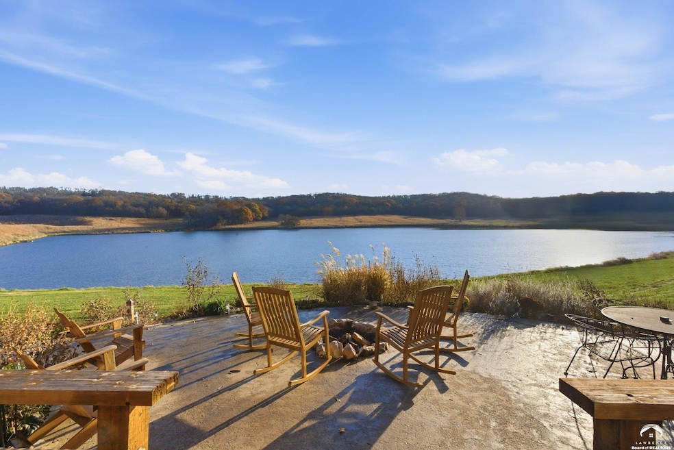 770 E 1300 Rd, Lawrence, KS 66046 - photo 1