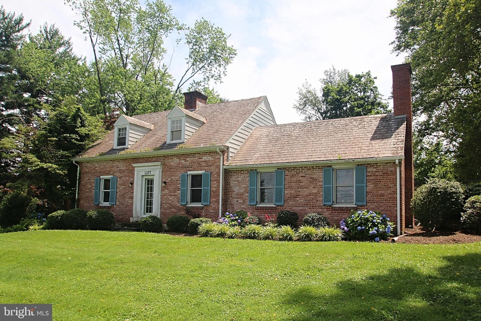 1274 E Schuylkill Rd, Pottstown, PA 19465 - photo 1