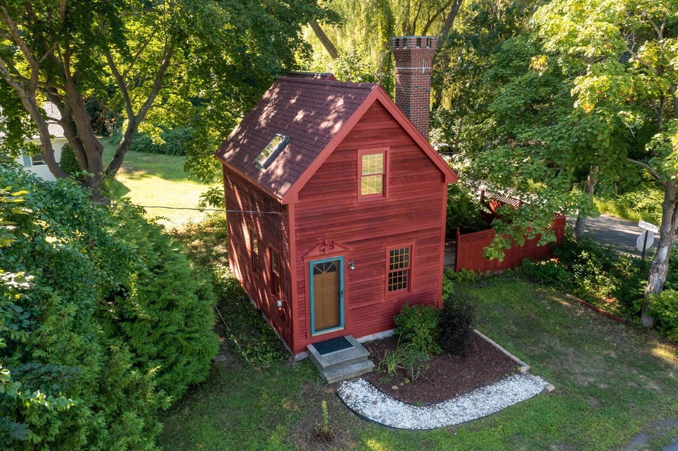 12 Plaisted Road