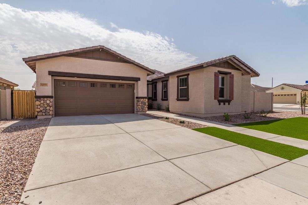 3205 N 31st St, Mesa, AZ 85213 - photo 1