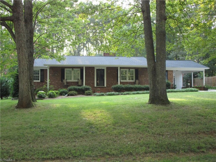 614 Eastwood Dr, Asheboro, NC 27205 - photo 1
