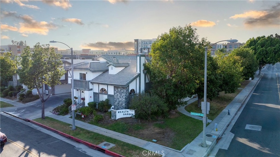 217 E Commonwealth Ave unit F, Alhambra, CA 91801 - photo 1