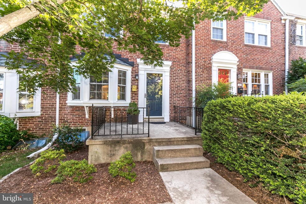 118 Brandon Rd, Baltimore, MD 21212 - photo 1