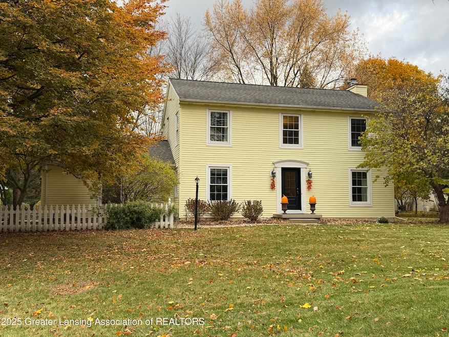 1572 Wenonah Dr, Okemos, MI 48864 - photo 1